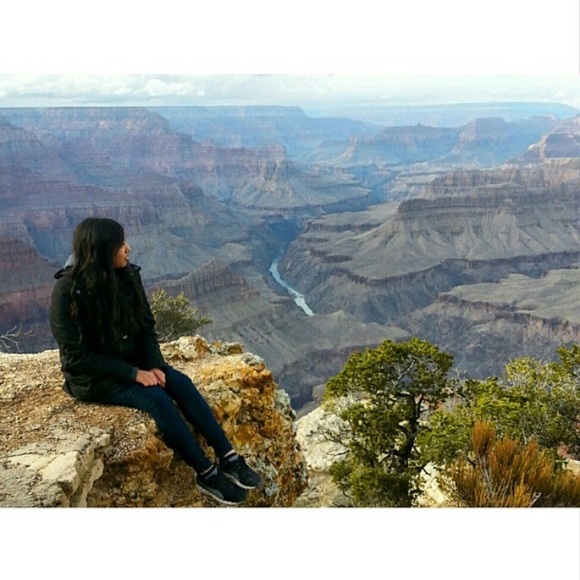 Meet your Posher, Connie - Picture 1 of 2